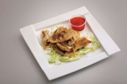 Vegetable gyoza with sweet chili sauce